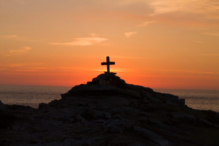 cross pic unsplash